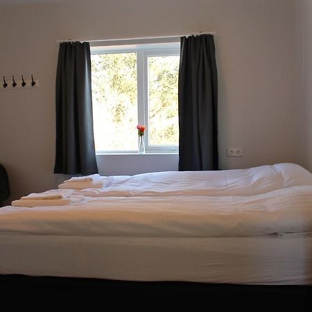 Guesthouse Saga Флудир Экстерьер фото