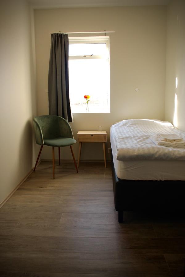 Guesthouse Saga Флудир Экстерьер фото