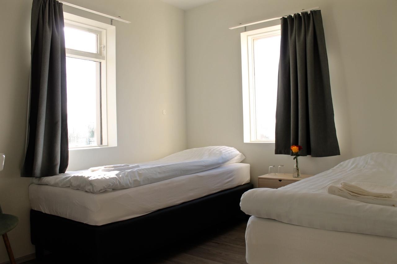 Guesthouse Saga Флудир Экстерьер фото