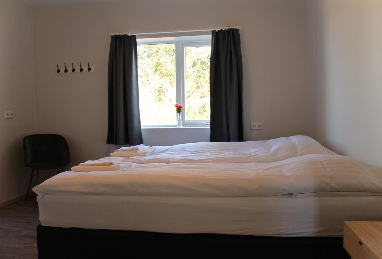 Guesthouse Saga Флудир Экстерьер фото